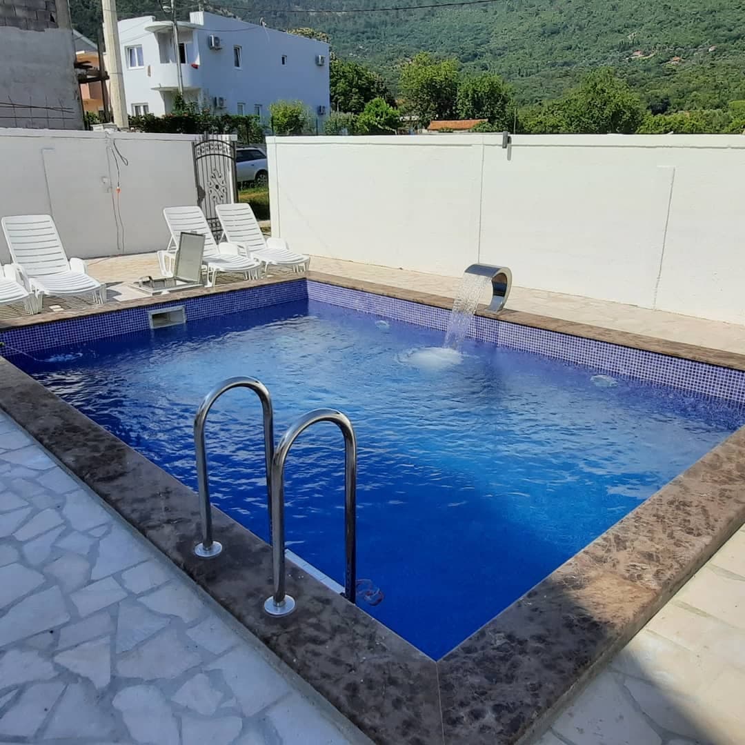 Gradiosnica pool