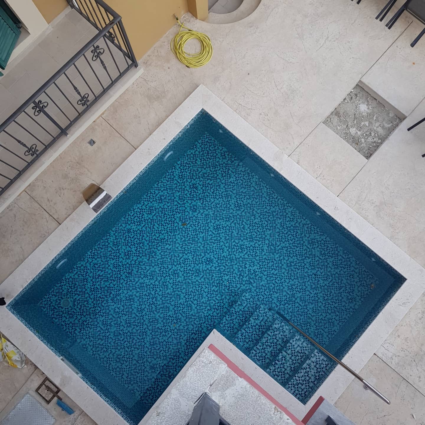 Pool from above - Gradiosnica