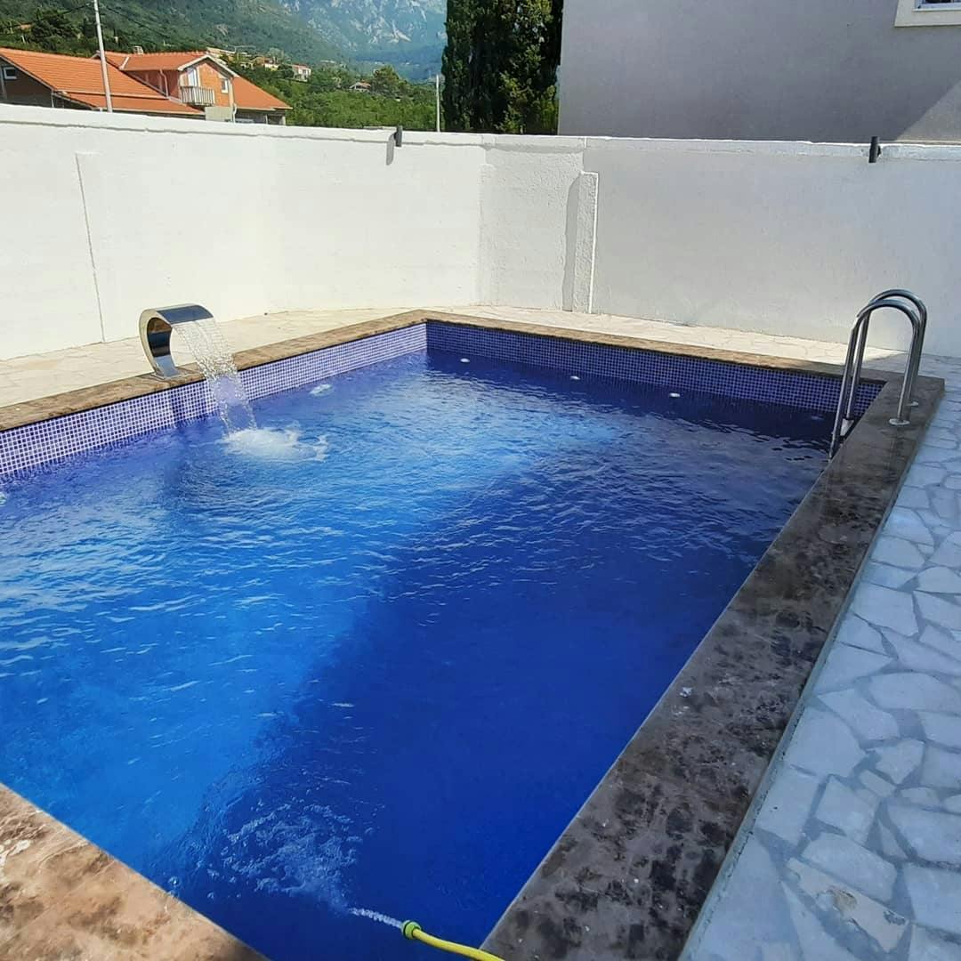 Gradiosnica pool